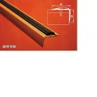 Порог АПУ 010 алюминиевый 1350*40*20 мм угловой с резинками (09-белый)
