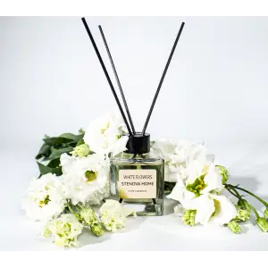 Аромадиффузор с палочками White flowers 50 мл