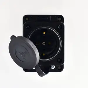 Розетка прямая Lezard с заглушкой 2Р+РЕ 1х16А 220-240V (каучук)